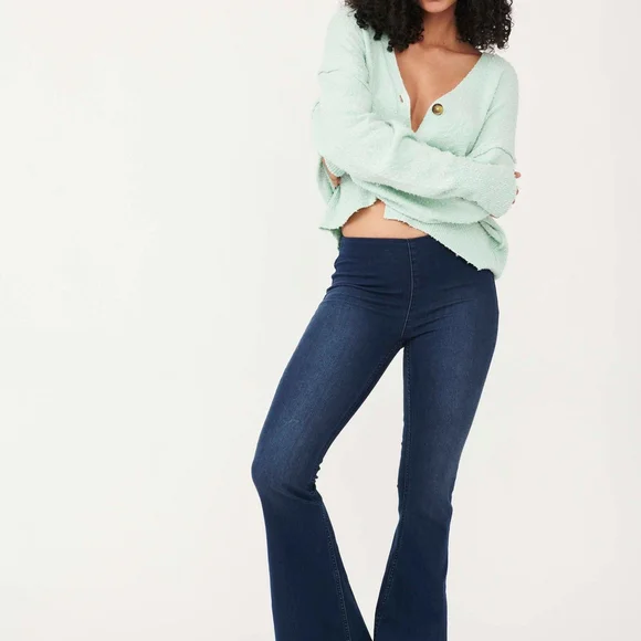 Free People Penny Pull Ons Dark Blue Jeans - Picture 2 of 2